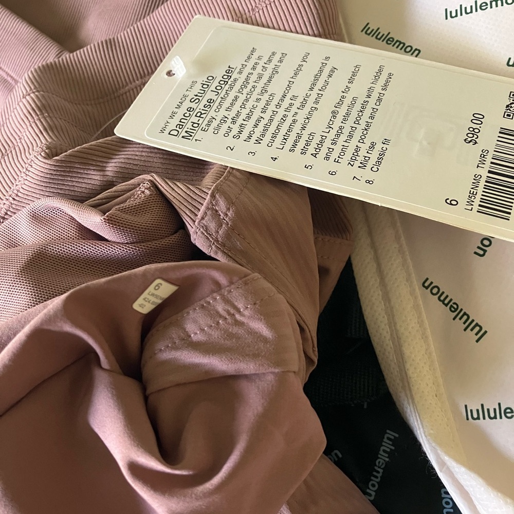 NWT Lululemon Dance Studio Mid-Rise Joggers, Sz 6, Twilight Rose - Picture 3 of 6